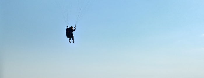 XC Extreme Tandem Paragliding is one of สถานที่ที่ 🍀BETÜL🚴 ถูกใจ.