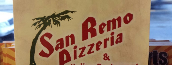 San Remo Pizzeria is one of Tempat yang Disimpan Lizzie.