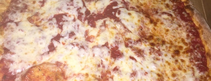 Miami's Best Pizza is one of Lukas' South FL Food List!.