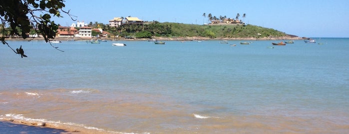 Praia de Meaípe is one of Guarapari.
