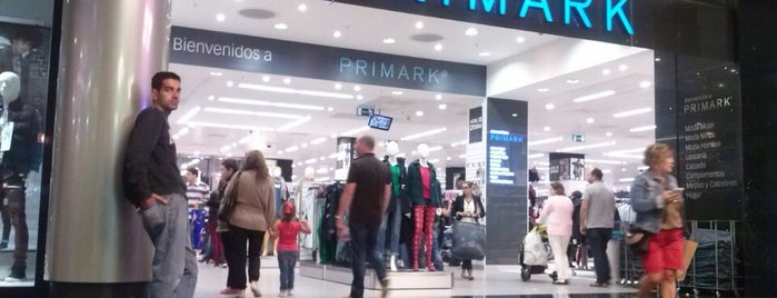 Primark is one of joseさんの保存済みスポット.