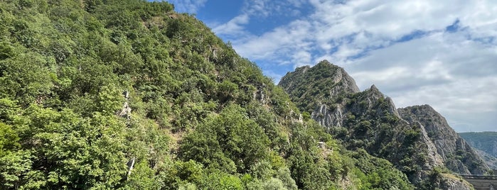 Matka Canyon is one of makedonya.