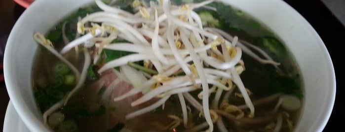 Pho Lê is one of Jennifer'in Beğendiği Mekanlar.