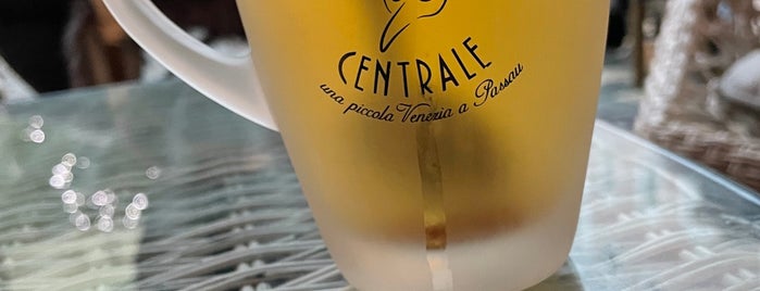 Cafe Bar Centrale is one of Passau.