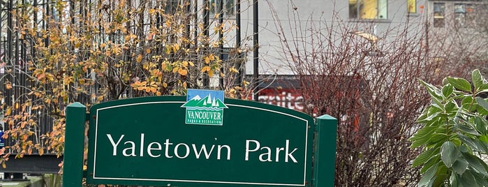Yaletown Park is one of Orte, die cnelson gefallen.