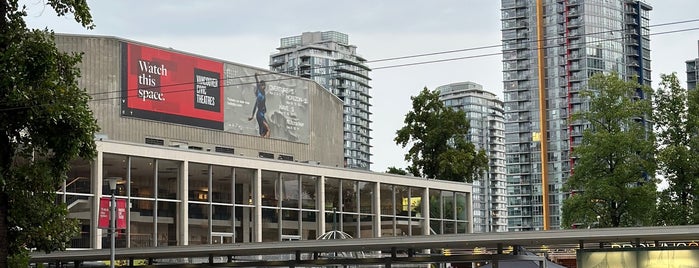 Queen Elizabeth Theatre is one of Museos Vancouver.