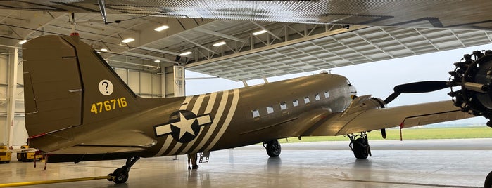 Yankee Air Museum is one of Michigan.