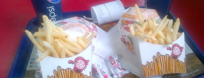 Burger King is one of Comida favorita.