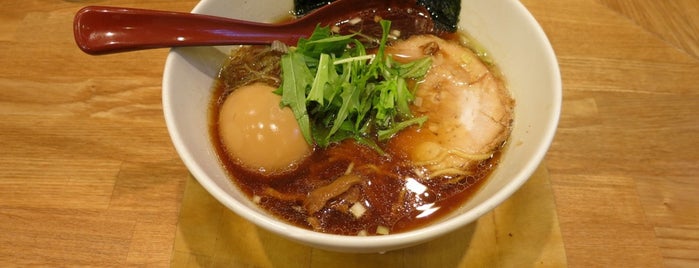 麺屋 燕 is one of Locais salvos de Yongsuk.
