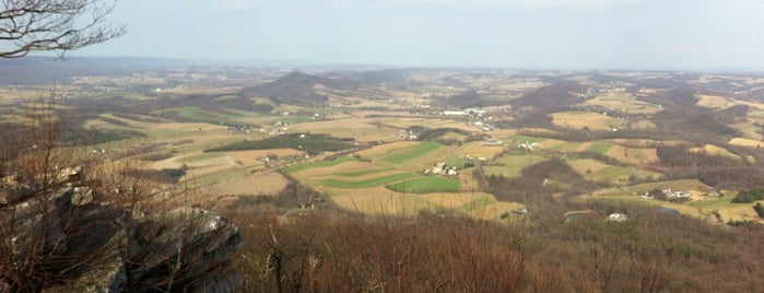 Appalachian Trail - The Pinnacle is one of Orte, die Parth gefallen.