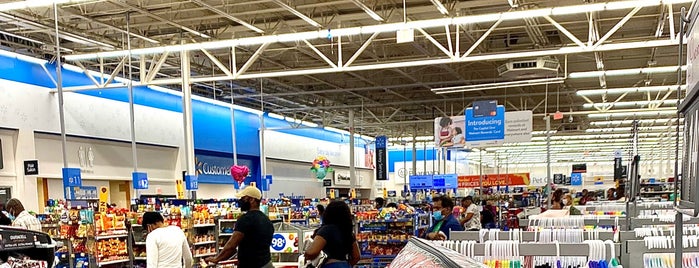 Walmart Supercenter is one of Frequently used.