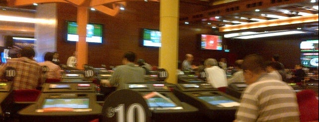 RWS Casino Staff Lounge is one of Singapur.