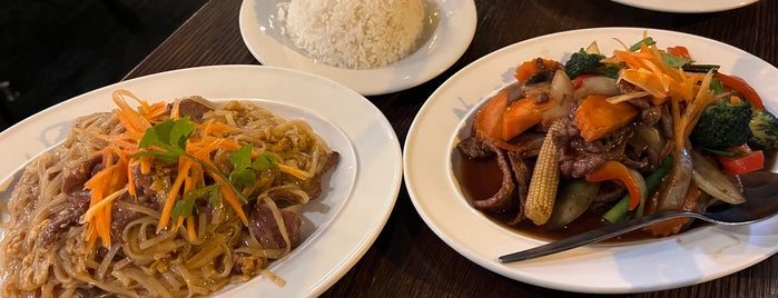 Piyada Thai Restaurant is one of Top 10 places to try this season.