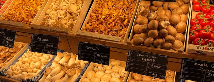 La Grande Épicerie de Paris is one of Always Gourmet   PARIS !.