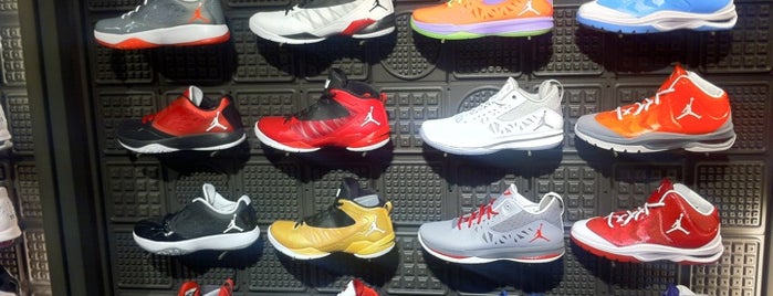 Nike Santa Monica is one of La sights.