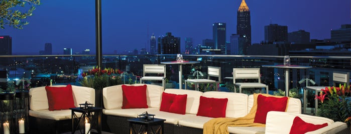 Sky Lounge is one of Lugares favoritos de Chester.