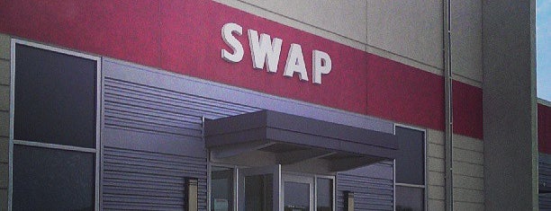 UW SWAP Shop is one of Orte, die Mark gefallen.