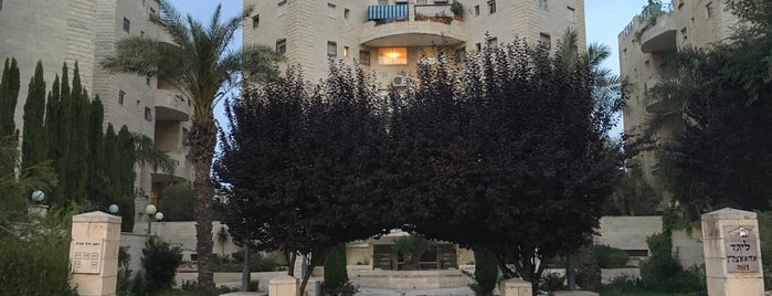 Baka Neighborhood is one of Jerusalem.