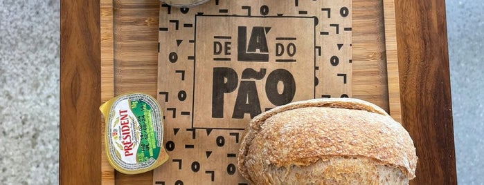 De Lá Do Pão is one of Padaria.