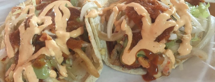 Los Compios Taco Fish & Shrimp is one of Bien mucho Gdl.