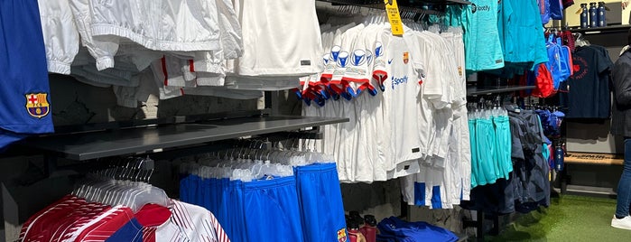 FC Barcelona Official Store is one of Barca18.