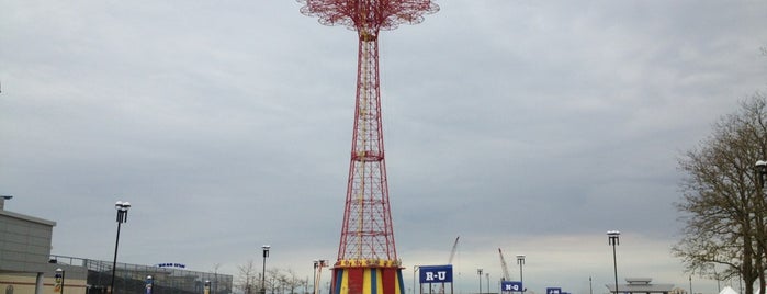 Parachute Jump is one of สถานที่ที่บันทึกไว้ของ Kimmie.