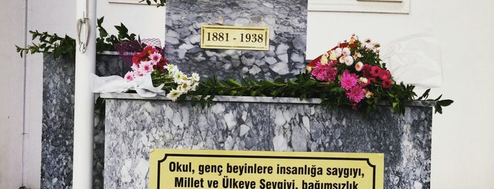 Cahit Zarifoğlu Ortaokulu is one of Orte, die TC Bahadır gefallen.