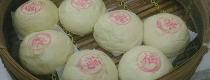 Bakpao Sangir is one of Makassar.