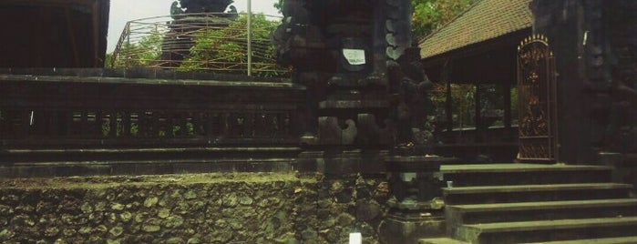 Pura SilaYukti is one of temples.