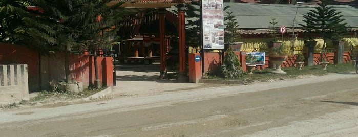 Puri Artha Hotel is one of Toraja.