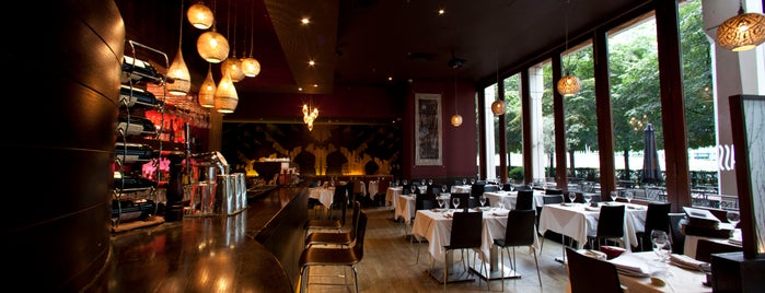 Massis Lebanese Grill & Bar is one of Hookah London.