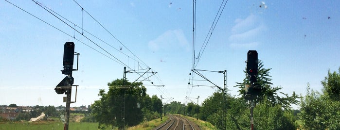 Bahnhof Bondorf (b Herrenberg) is one of Gäubahn.