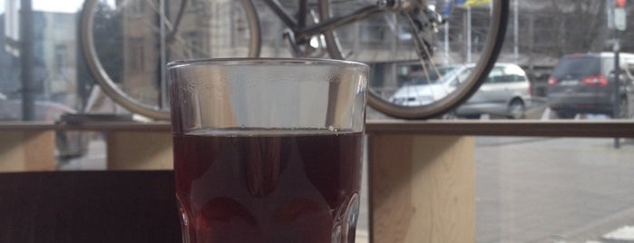 BIDON Coffee & Bicycle is one of Hipster's Favorite Ghent.