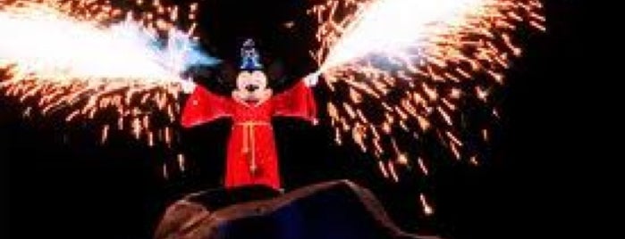 Fantasmic! is one of Walt Disney World - Disney's Hollywood Studios.