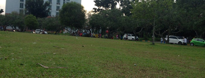 Jogging Track Stadion Madya Sempaja is one of Tracks.