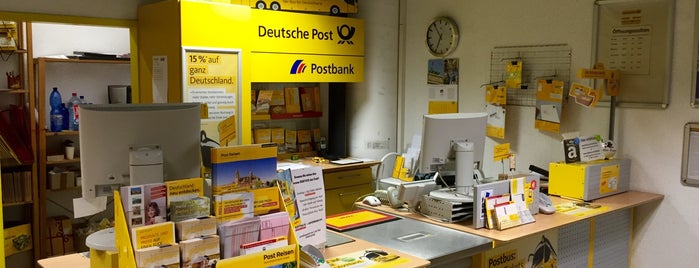 Deutsche Post is one of Johannesさんのお気に入りスポット.