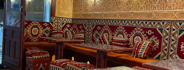 Restaurante Tetería Marrakech is one of Cafés.