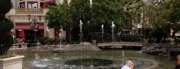 The Grove Water Fountain is one of Stephanie Visits.