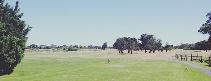 Parow Golf Club is one of Have fun.