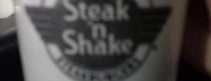 Steak 'n Shake is one of Locais curtidos por Steven.