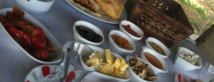 Kavaklık Restaurant is one of Posti che sono piaciuti a Sinem.
