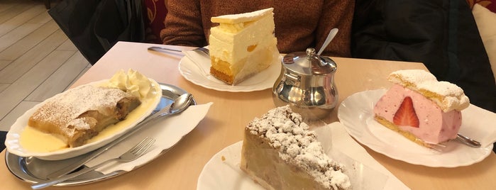 Café Habakuk is one of Franziskaさんのお気に入りスポット.