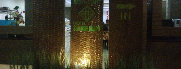 Hotel Swarna Dwipa is one of palembang favorite.