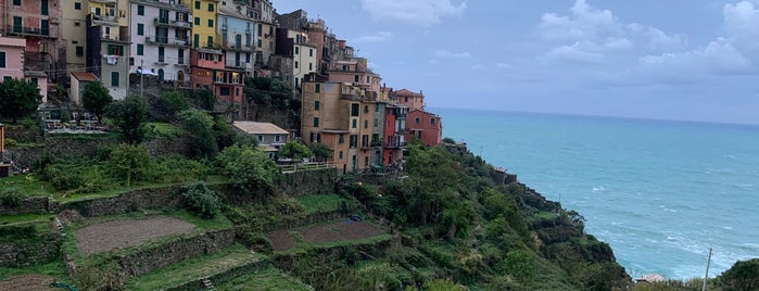 Marina di Corniglia is one of Locais salvos de Kimmie.