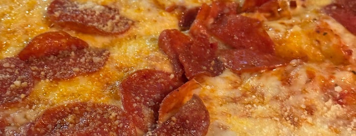 Dewey's Pizza is one of Lakewood & Westside Hot Spots.