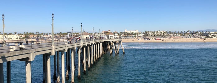 Huntington Beach Pier is one of Tempat yang Disukai Ryan.