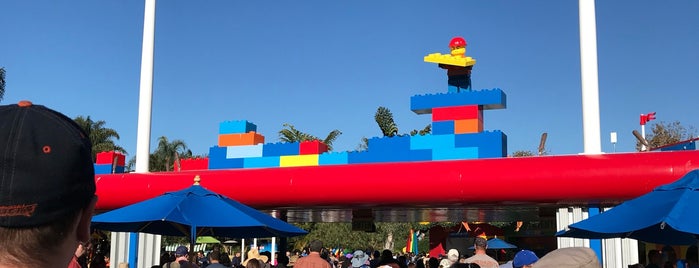 Legoland Guest Services is one of Ryan : понравившиеся места.
