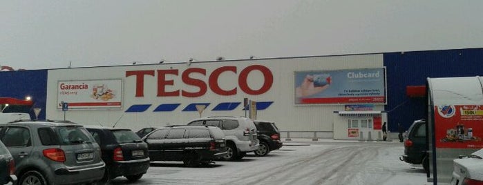 Tesco Hypermarket is one of Anastasiaさんのお気に入りスポット.