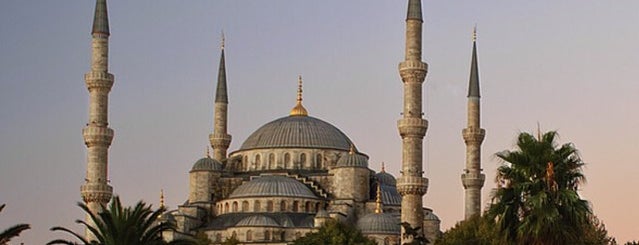 Mesquita Azul is one of 52 Places You Should Definitely Visit in İstanbul.