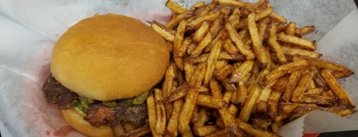 The Station Burger is one of Posti che sono piaciuti a 🖤💀🖤 LiivingD3adGirl.